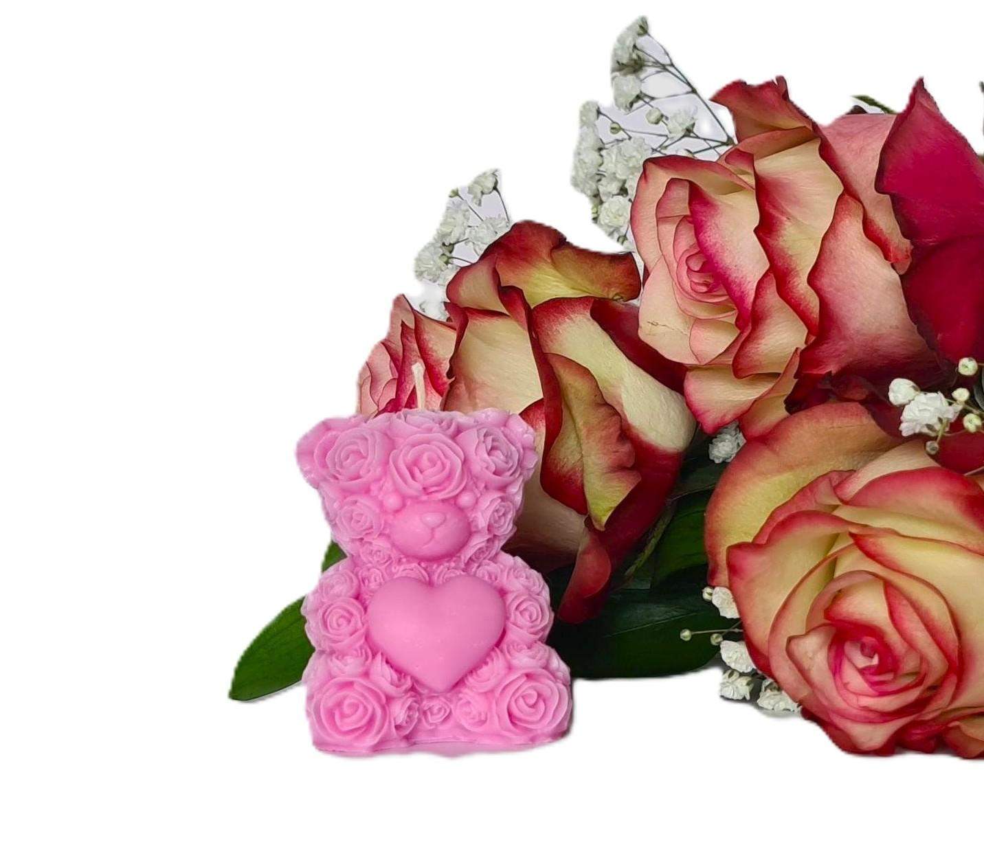 Świeca sojowa Miś z sercem 1